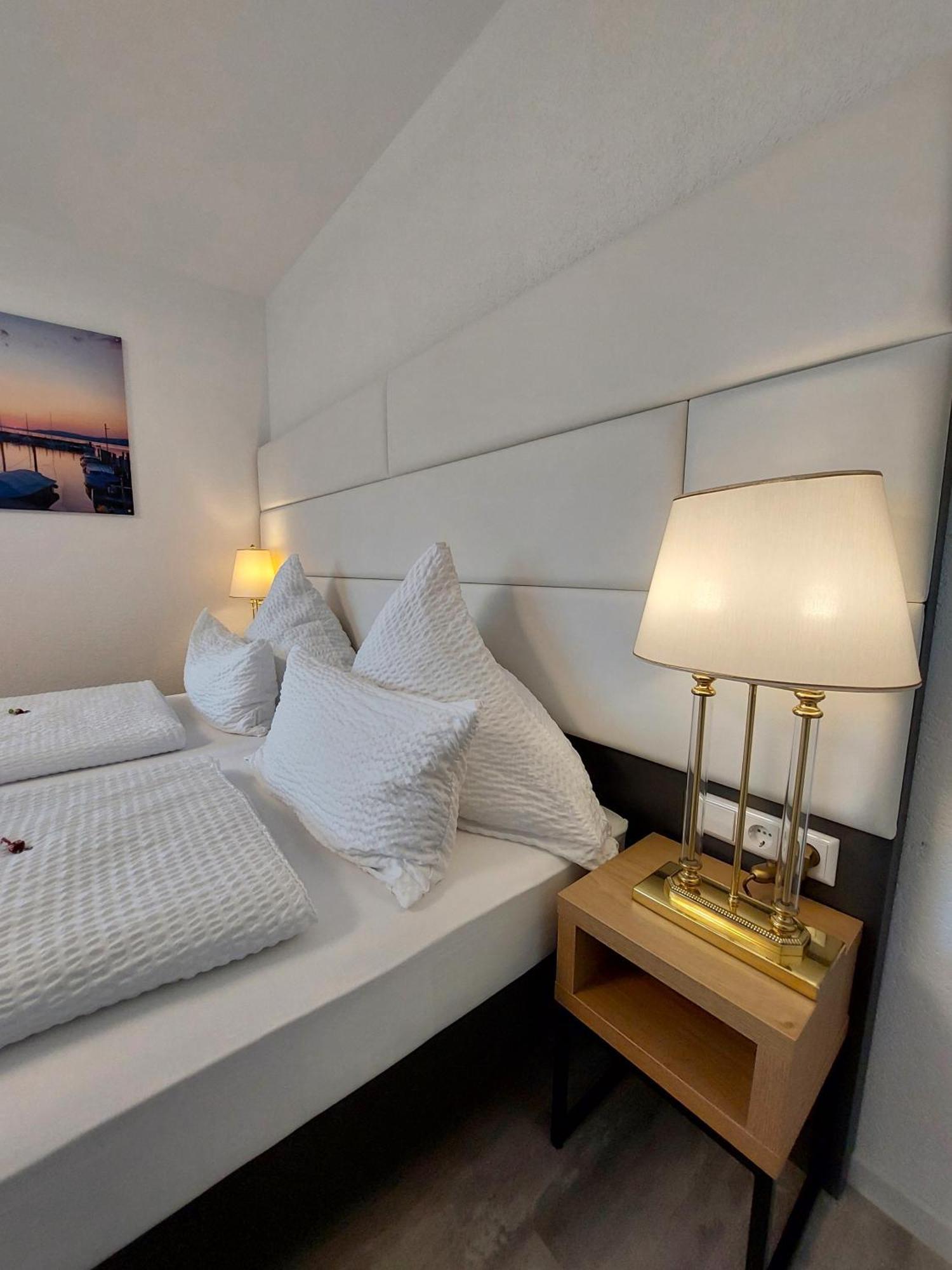Bodensee Sunshine Zimmer & Apts. Uhldingen-Mühlhofen Dış mekan fotoğraf